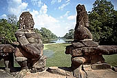 Angkor Thom - the South Gate - Asuras 
